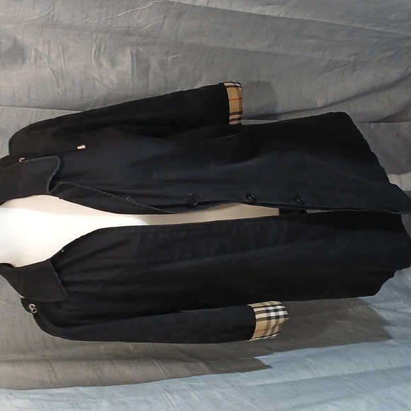 Burberry London Black Hooded Trench Coat - Picture 1 of 16